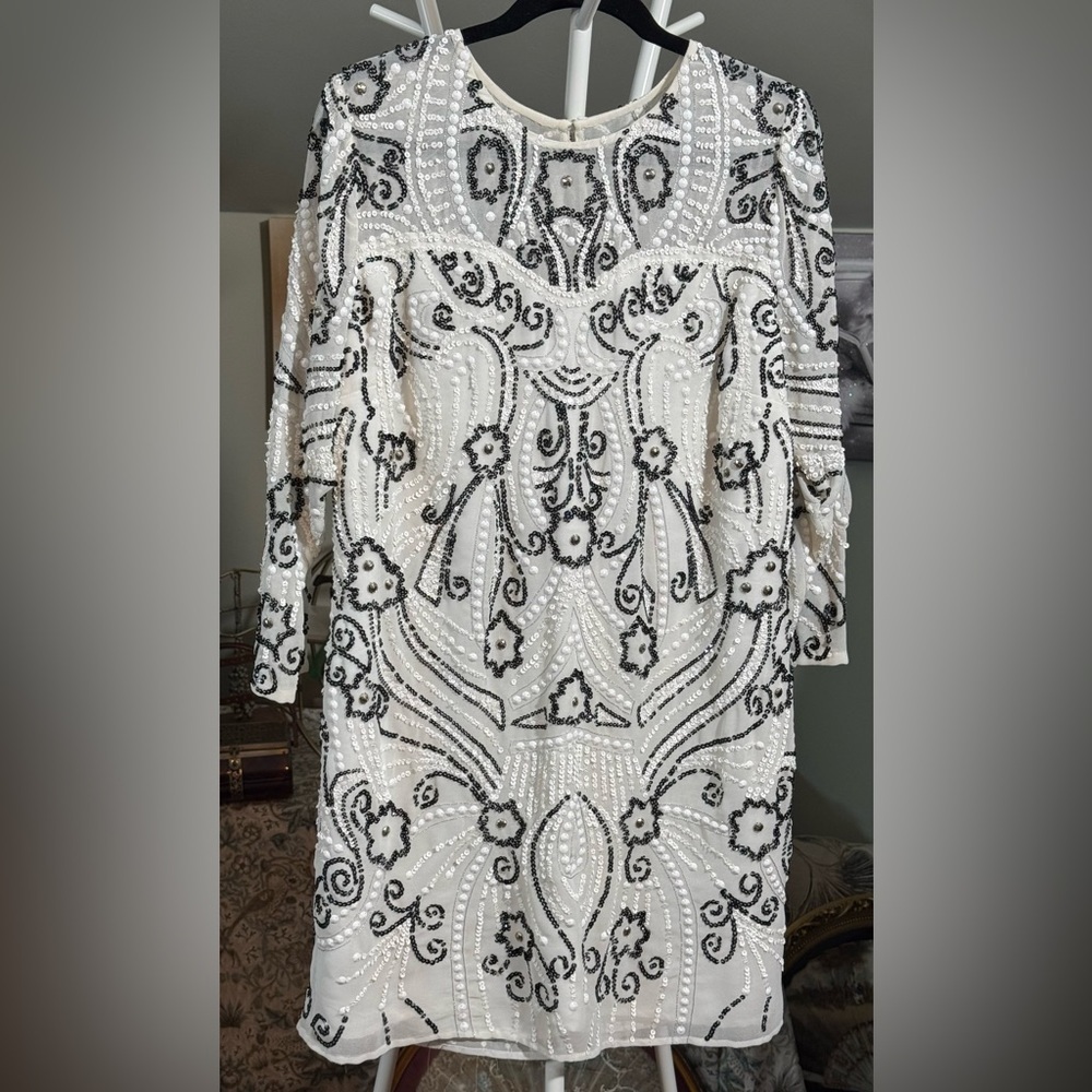 EUC Shail K Beaded 3/4 Sleeve Black/White Dress One of a Kind Lined Stunning!